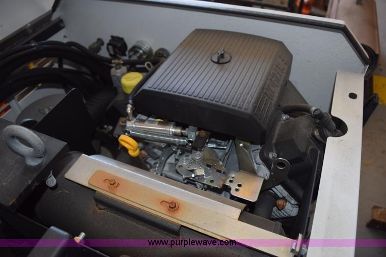 image for item BI9381 Vanair Viper 70 air compressor