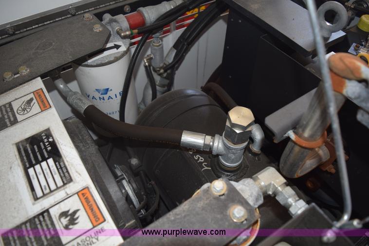 image for item BI9381 Vanair Viper 70 air compressor