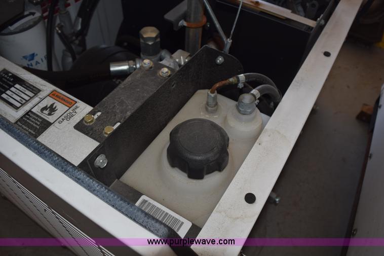 image for item BI9381 Vanair Viper 70 air compressor