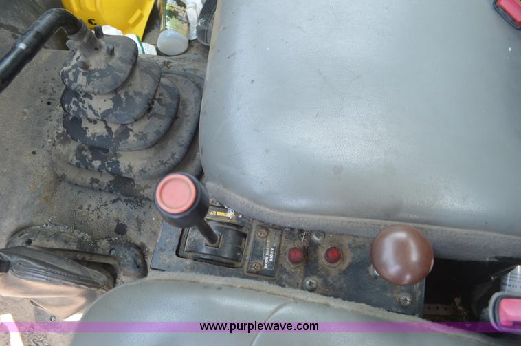 image for item BM9328 2005 Ford F750 Super Duty dump truck