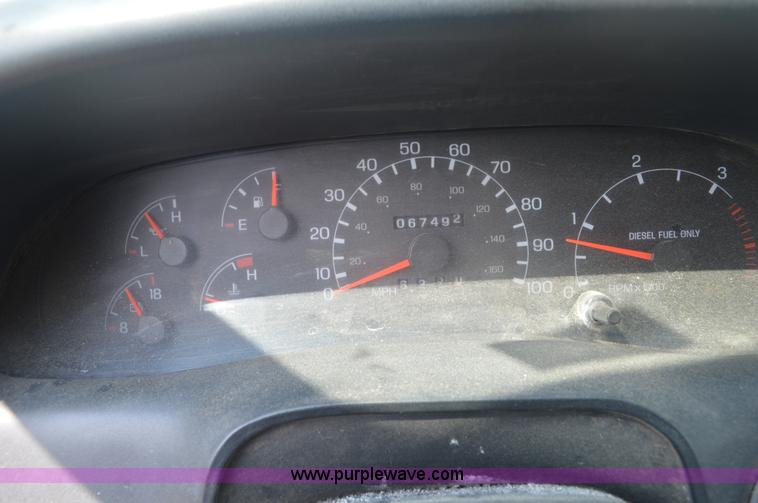 image for item BM9328 2005 Ford F750 Super Duty dump truck