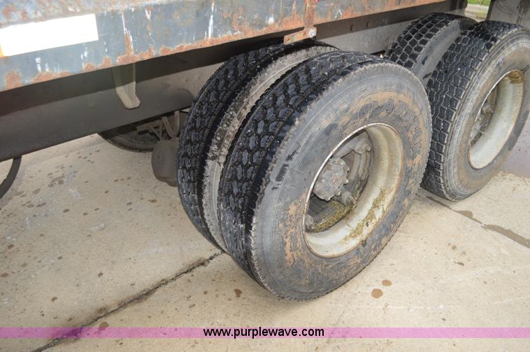 image for item BM9329 1993 Mack CH613 dump truck