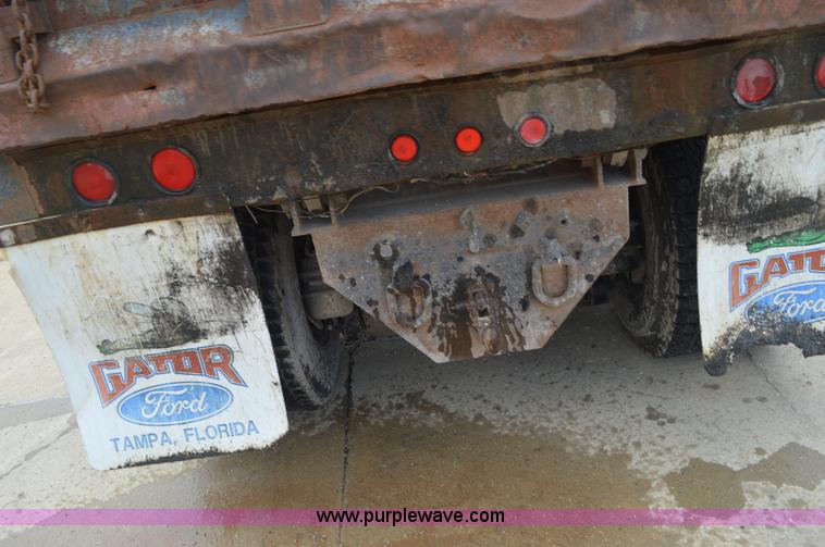 image for item BM9329 1993 Mack CH613 dump truck