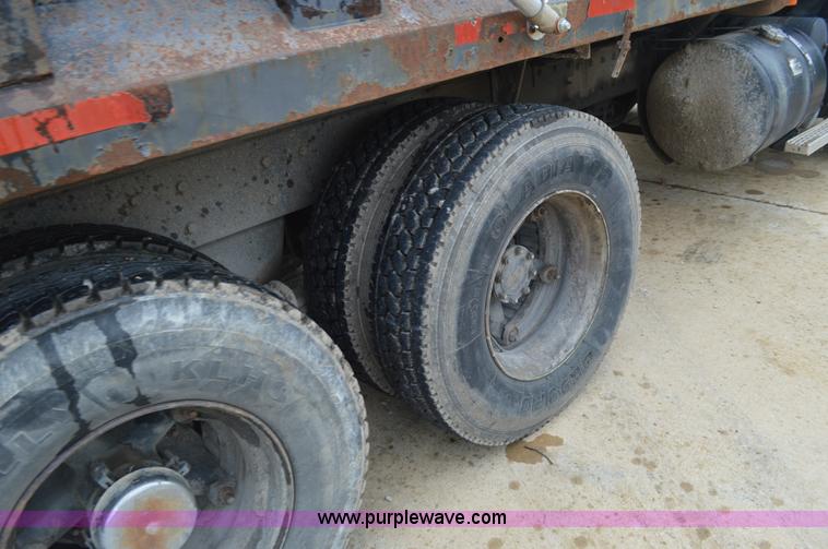 image for item BM9329 1993 Mack CH613 dump truck