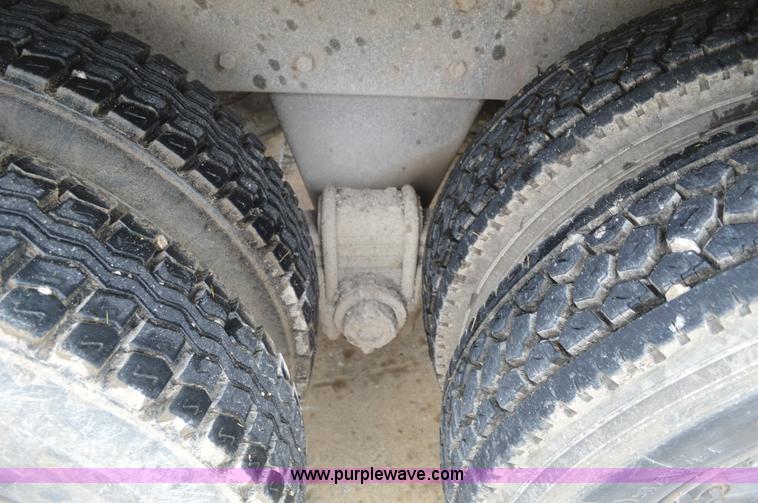 image for item BM9329 1993 Mack CH613 dump truck