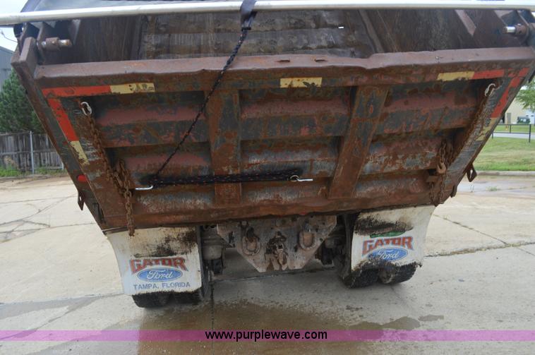 image for item BM9329 1993 Mack CH613 dump truck