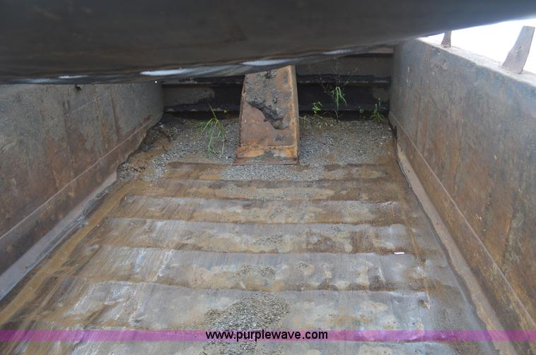 image for item BM9329 1993 Mack CH613 dump truck