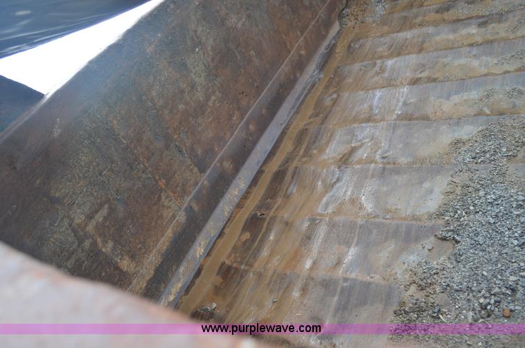 image for item BM9329 1993 Mack CH613 dump truck