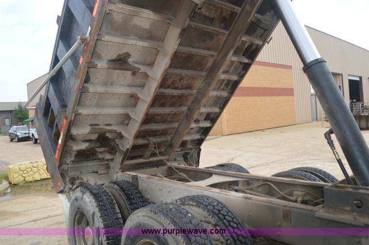 image for item BM9329 1993 Mack CH613 dump truck