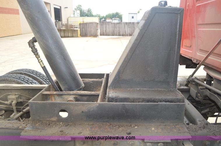 image for item BM9329 1993 Mack CH613 dump truck