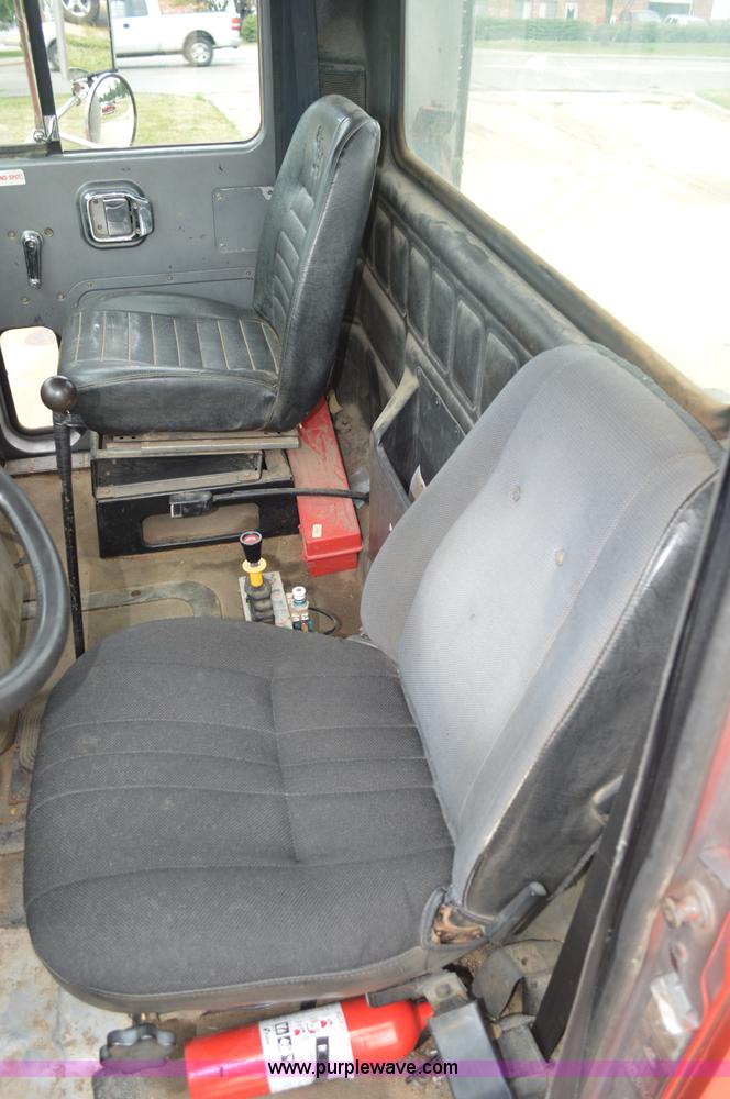 image for item BM9329 1993 Mack CH613 dump truck