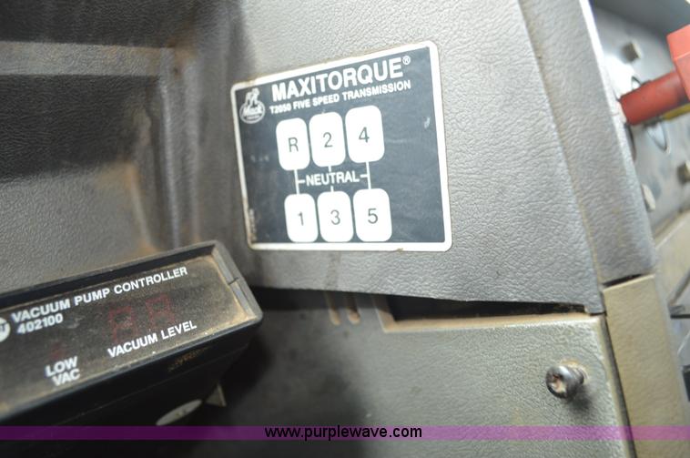 image for item BM9329 1993 Mack CH613 dump truck