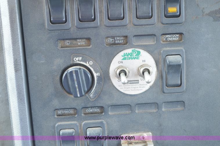 image for item BM9329 1993 Mack CH613 dump truck