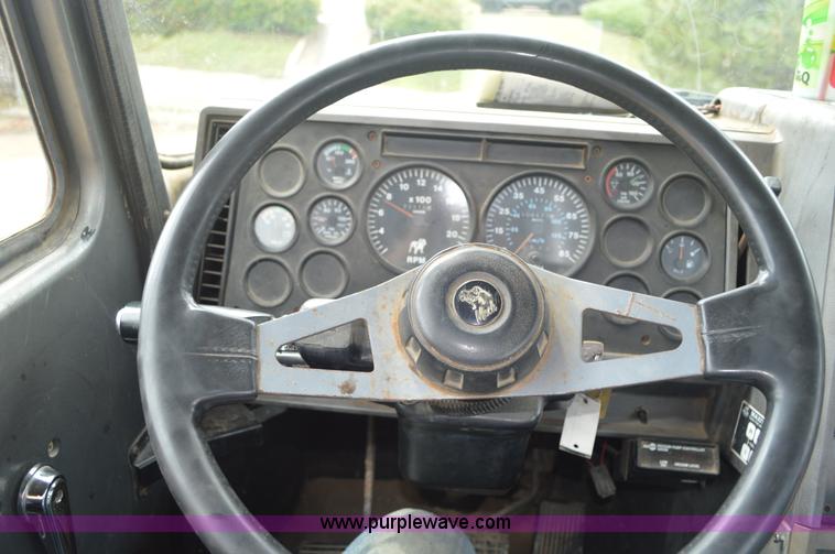 image for item BM9329 1993 Mack CH613 dump truck