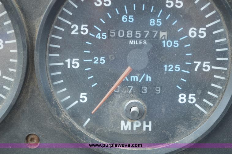 image for item BM9329 1993 Mack CH613 dump truck