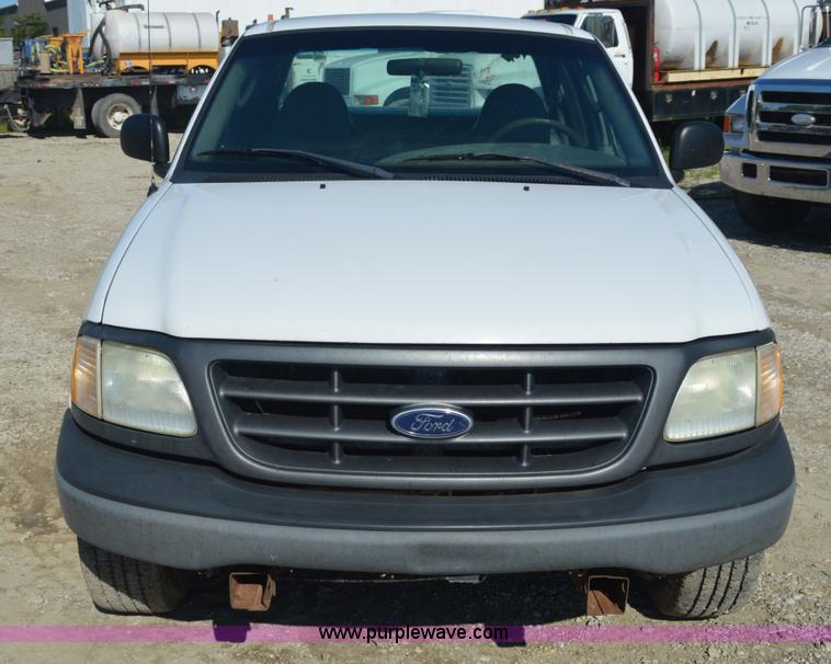 image for item BM9330 2003 Ford F150 pickup truck