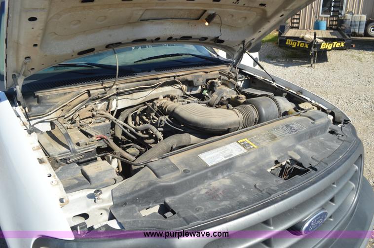 image for item BM9330 2003 Ford F150 pickup truck