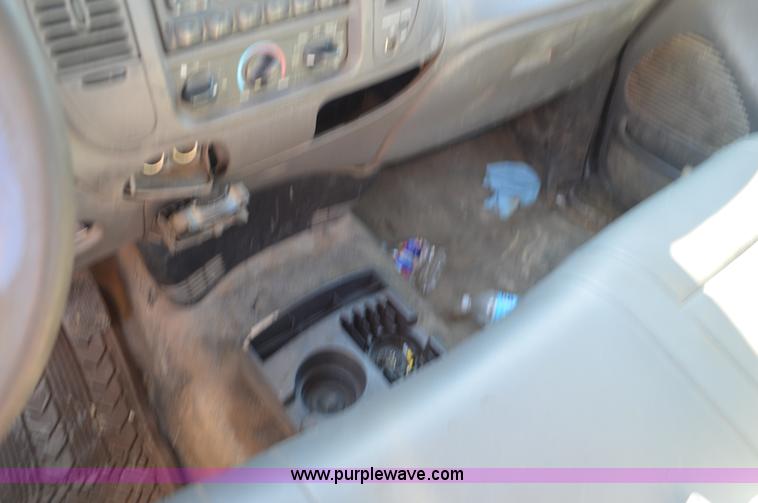 image for item BM9330 2003 Ford F150 pickup truck