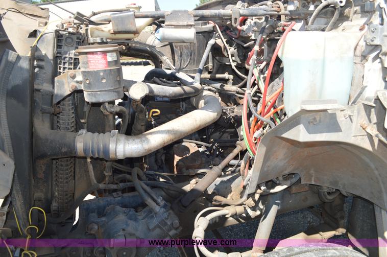 image for item BM9331 1999 Ford F800 flat bed truck with mud mixer