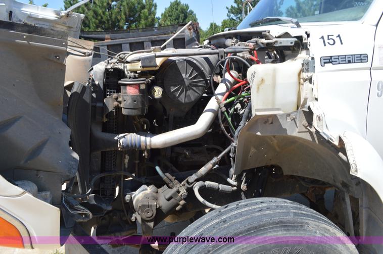 image for item BM9333 1998 Ford F800 Super Duty flatbed truck with mud mixer