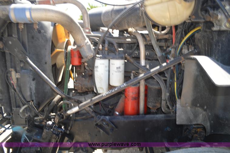 image for item BM9334 1997 Mack CH613 semi truck