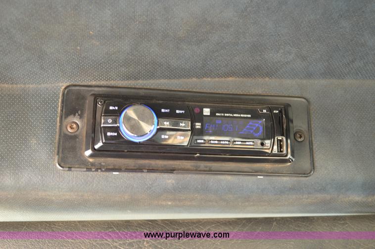 image for item BM9334 1997 Mack CH613 semi truck