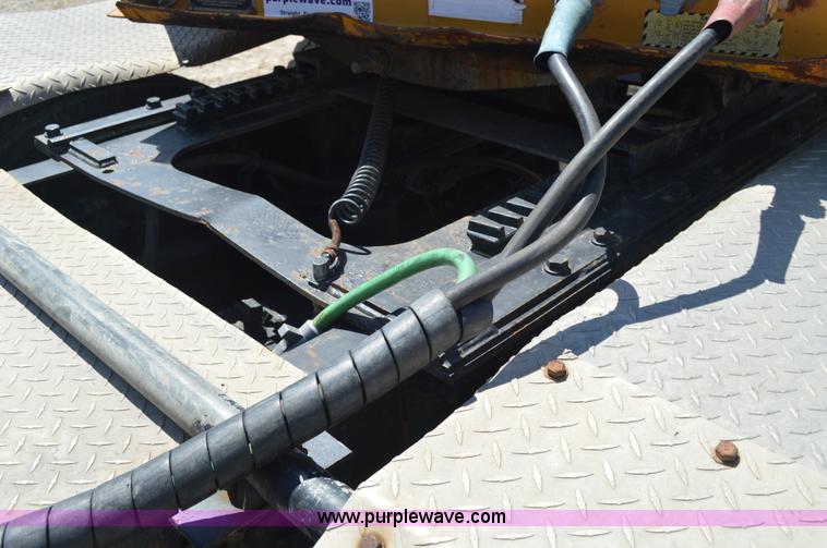 image for item BM9334 1997 Mack CH613 semi truck