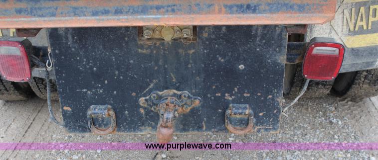 image for item BM9337 1999 Ford F800 flatbed truck with mud mixer