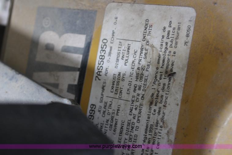 image for item BM9338 2000 Ford F750 flatbed truck with mud mixer