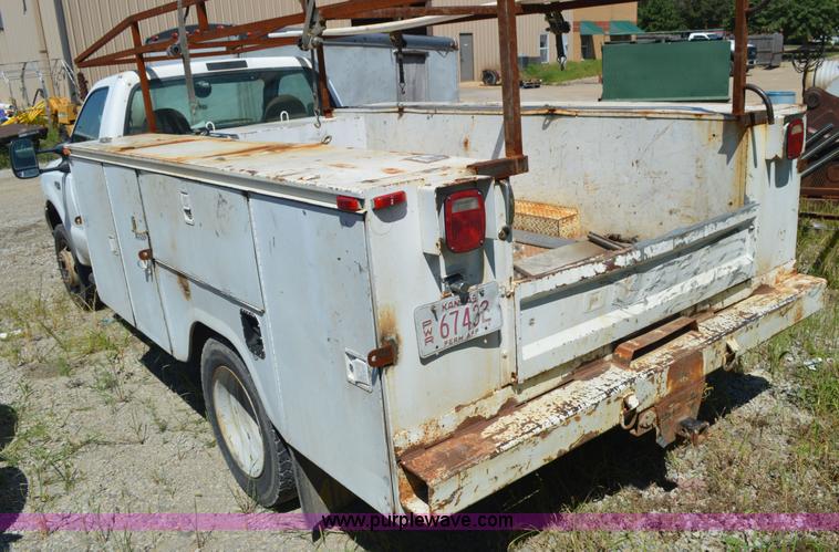 image for item BM9340 1999 Ford F450 service truck