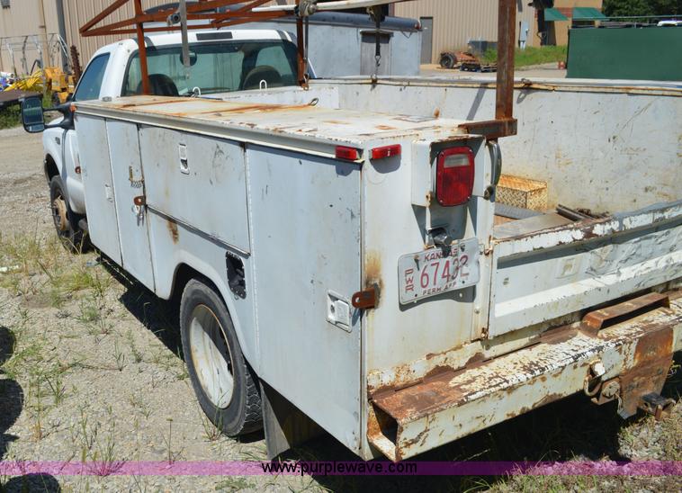 image for item BM9340 1999 Ford F450 service truck