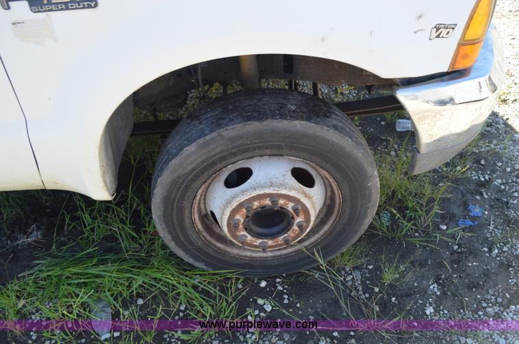 image for item BM9340 1999 Ford F450 service truck