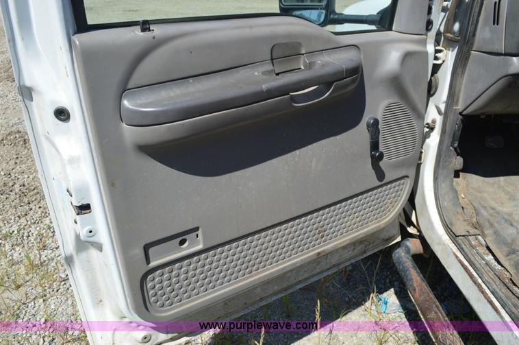 image for item BM9340 1999 Ford F450 service truck