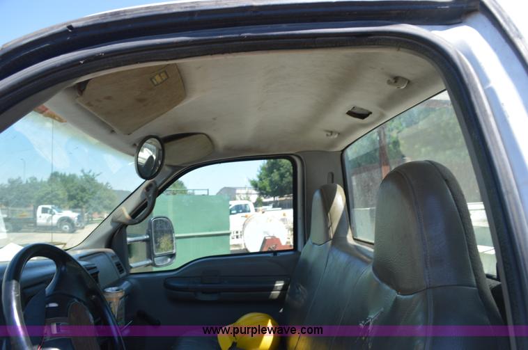 image for item BM9340 1999 Ford F450 service truck