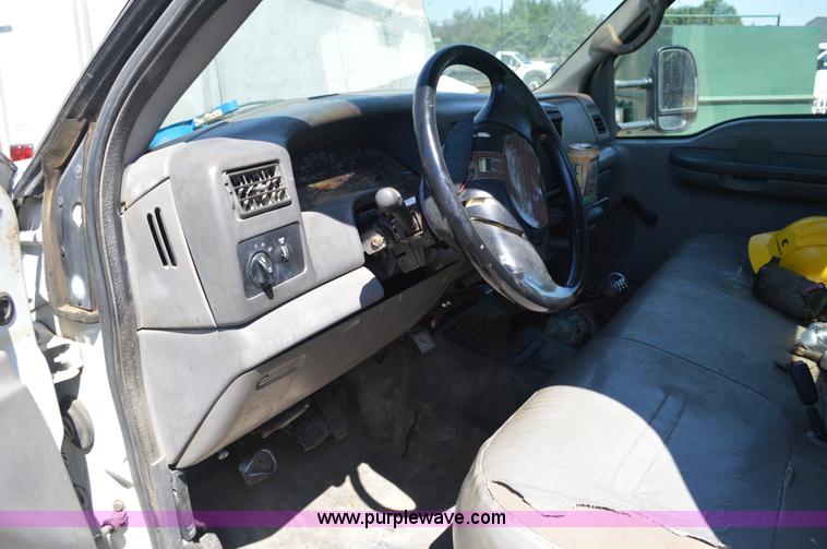 image for item BM9340 1999 Ford F450 service truck