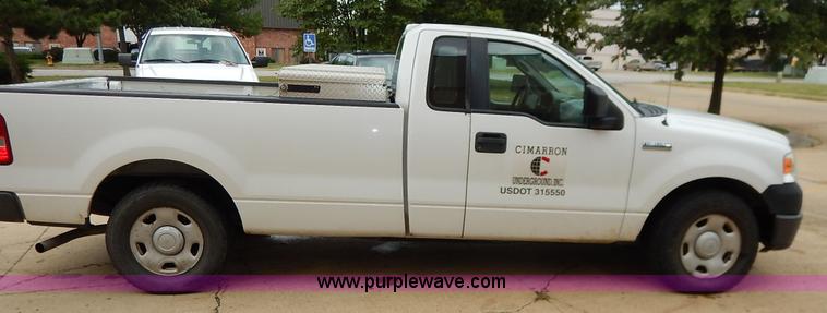 image for item BM9341 2008 Ford F150 XL pickup truck