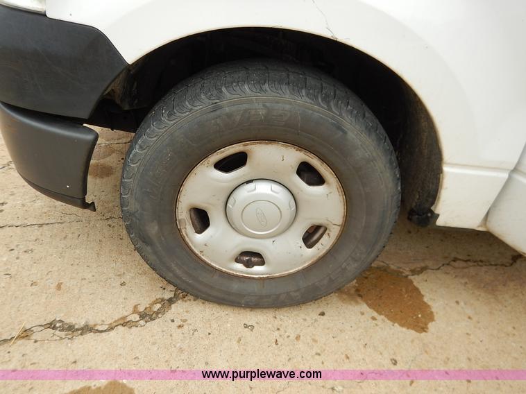 image for item BM9341 2008 Ford F150 XL pickup truck