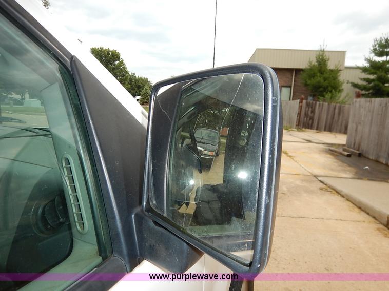 image for item BM9341 2008 Ford F150 XL pickup truck