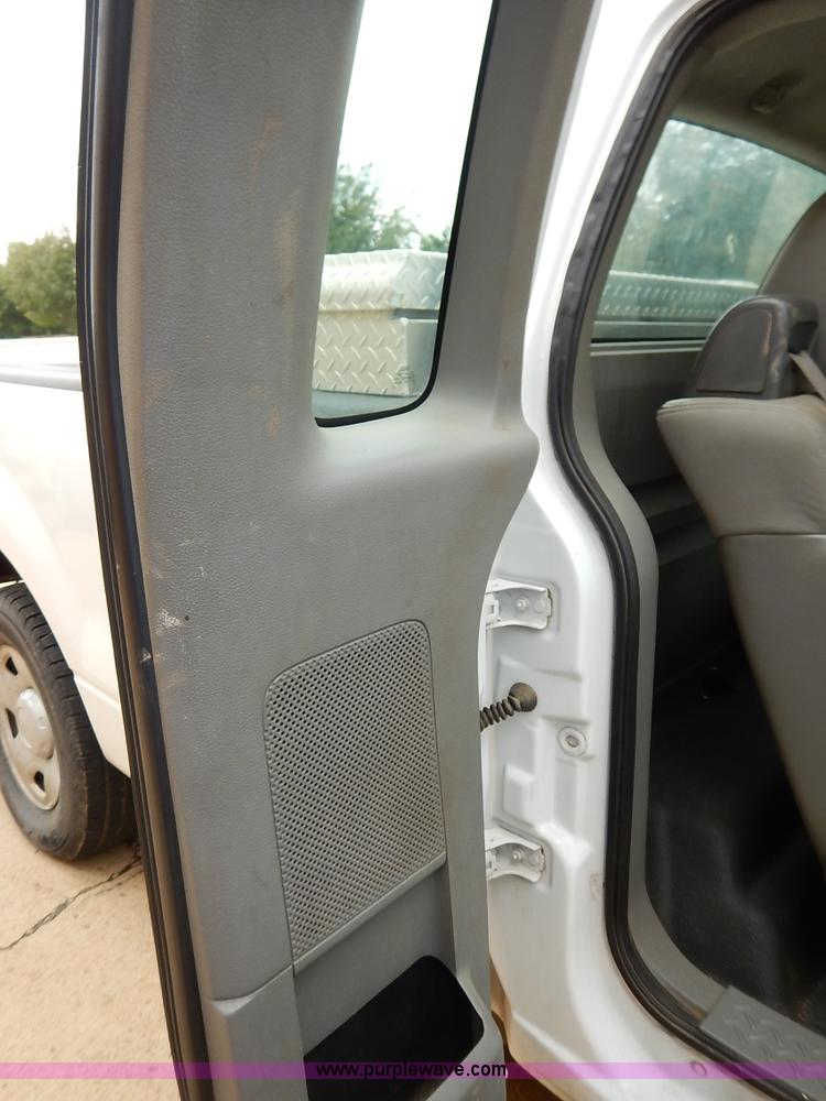 image for item BM9341 2008 Ford F150 XL pickup truck