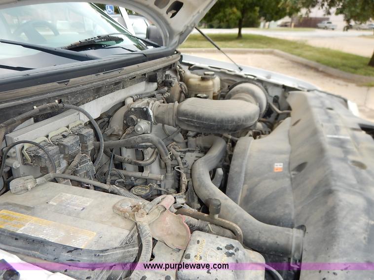 image for item BM9342 2006 Ford F150 XL SuperCab pickup truck