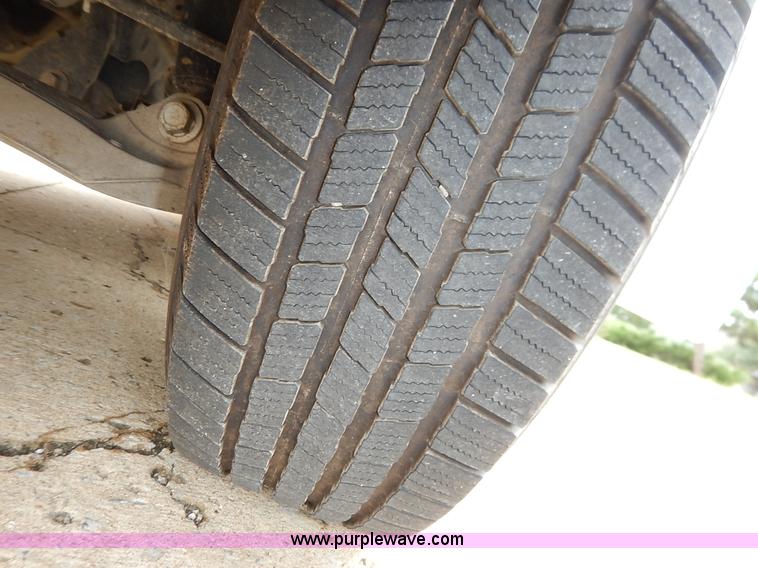 image for item BM9342 2006 Ford F150 XL SuperCab pickup truck