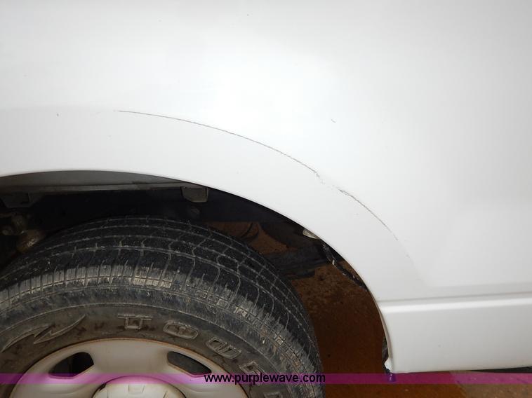 image for item BM9342 2006 Ford F150 XL SuperCab pickup truck