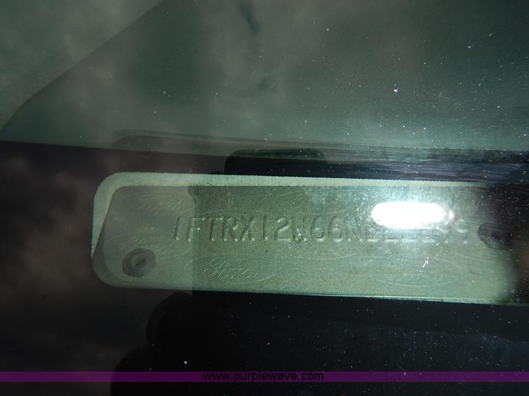 image for item BM9342 2006 Ford F150 XL SuperCab pickup truck