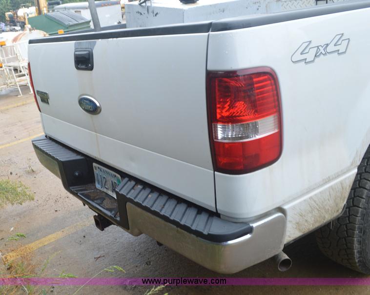 image for item BM9343 2007 Ford F150 SuperCrew pickup truck