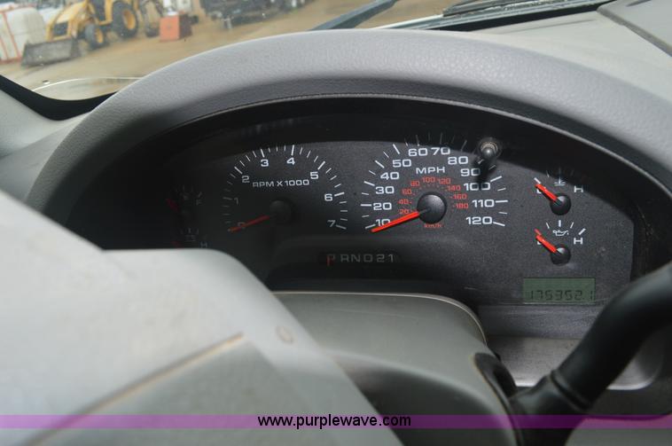 image for item BM9343 2007 Ford F150 SuperCrew pickup truck