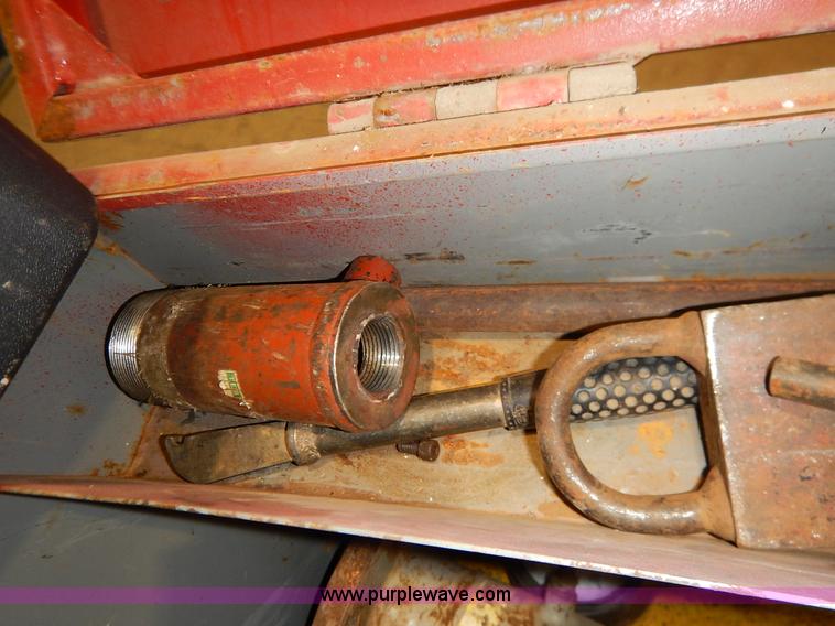 image for item BO9911 TD Williamson tapping equipment