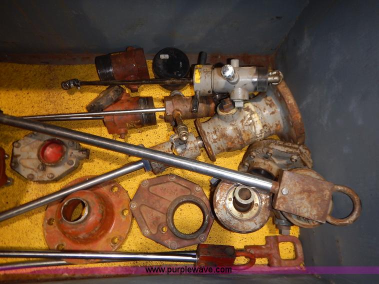 image for item BO9911 TD Williamson tapping equipment