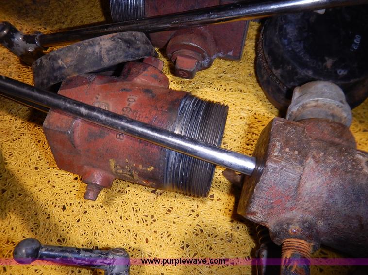 image for item BO9911 TD Williamson tapping equipment