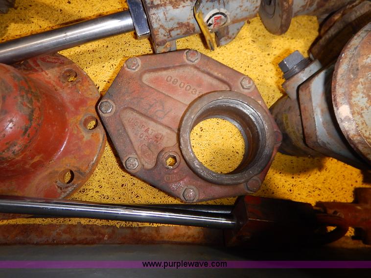 image for item BO9911 TD Williamson tapping equipment