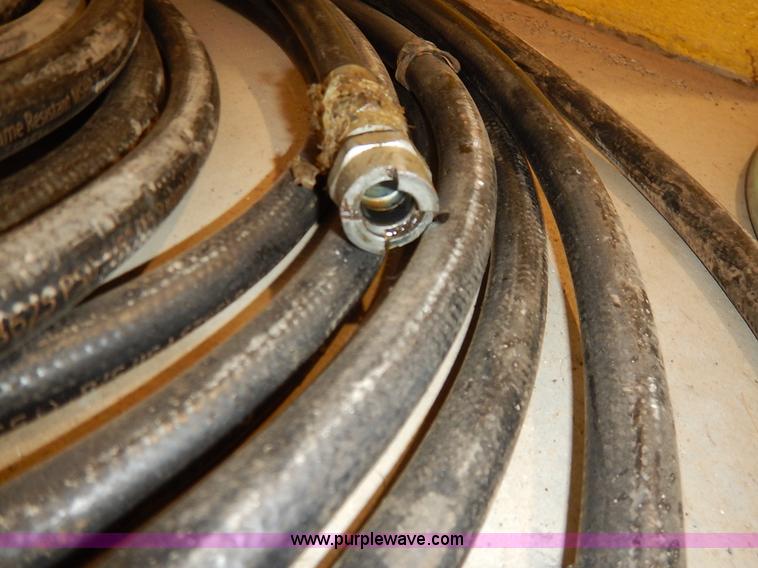 image for item BO9914 Pencil Hog hoses and oiler